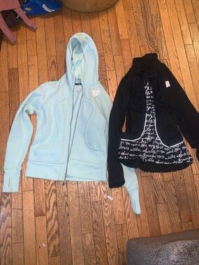 2 lulu sweaters